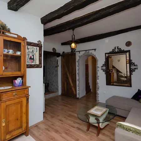 Under Ancient Roofs Apartment Vrbnik (Primorje-Gorski Kotar)