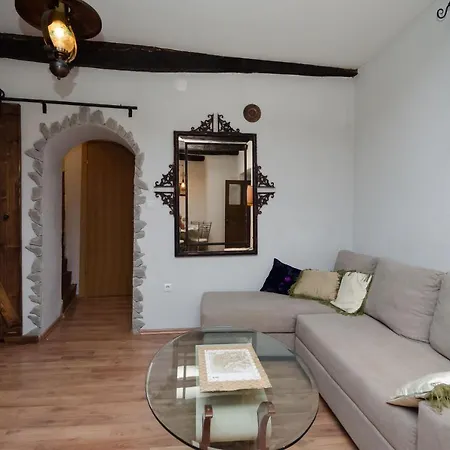 Under Ancient Roofs Apartment