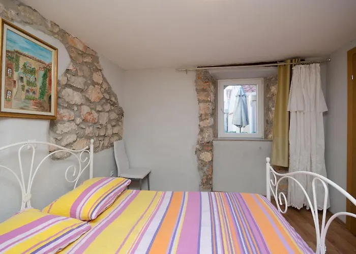 Apartment Under Ancient Roofs Vrbnik (Primorje-Gorski Kotar)